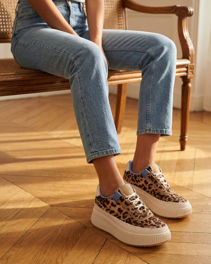 Zapatillas con estampado y suela de plataforma - Camel